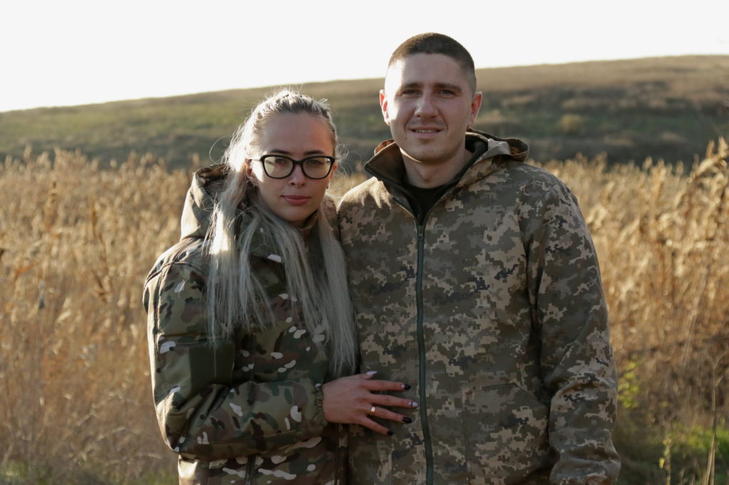 Кохання сильніше за війну: на передовій у Миколаївській бригаді десантників відбулось весілля (ФОТО) 1