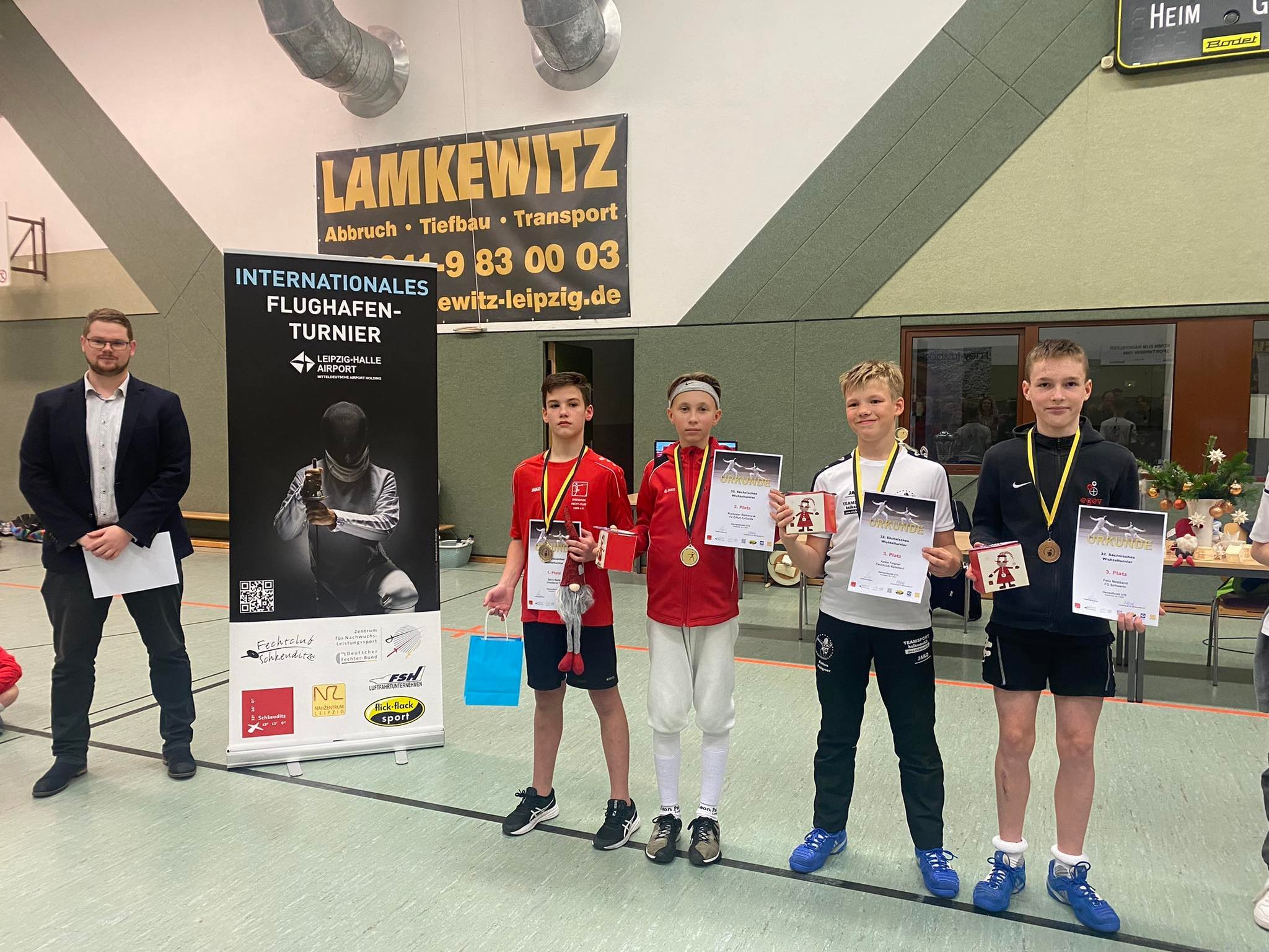 Юний фехтувальник з Миколаєва став срібним призером на турнірі в Німеччині (ФОТО) 3