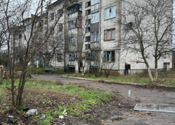 В Снігурівці на Миколаївщині – черговий нещасний випадок підриву на встановленій окупантами міні в підвалі багатоповерхівки (ФОТО)