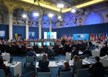 НАТО буде посилювати політичну та практичну підтримку Україні і допоможе захиститися від ракетних ударів – заява міністрів країн-членів Альянсу