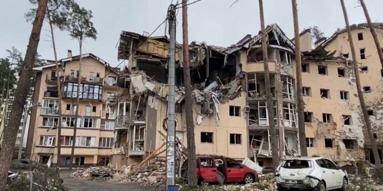 Через «Дію» українці надіслали майже 300 тисяч заявок про знищене та пошкоджене внаслідок бойових дій майно