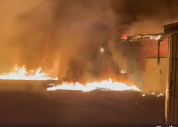 “Ось такі ви нам пропонуєте перемовини”? Зеленський показав наслідки ракетної атаки на Миколаїв (ВІДЕО)