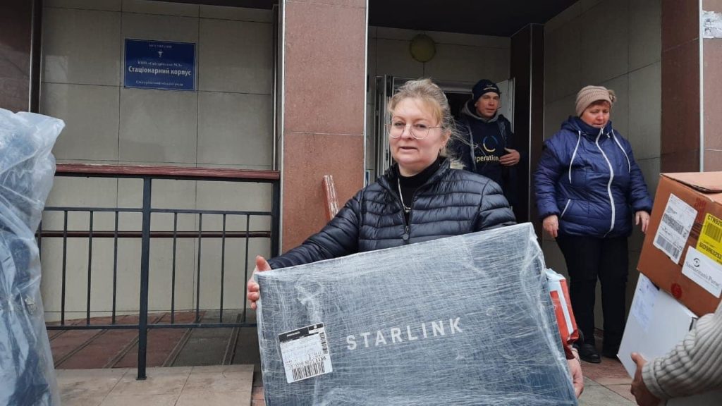 Для Снігурівської лікарні передано дві тонни медичних вантажів та рентген-апарат (ФОТО) 3