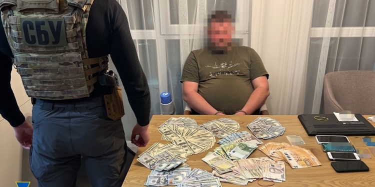 СБУ перекрила переправу ухилянтів в рф за $2,5-$8 тис. за клієнта. Обшуки пройшли і на Миколаівщині (ФОТО)