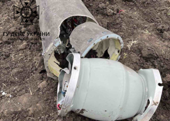 В Миколаєві протягом доби вогнеборці ліквідували три «мирних» пожежі (ФОТО)