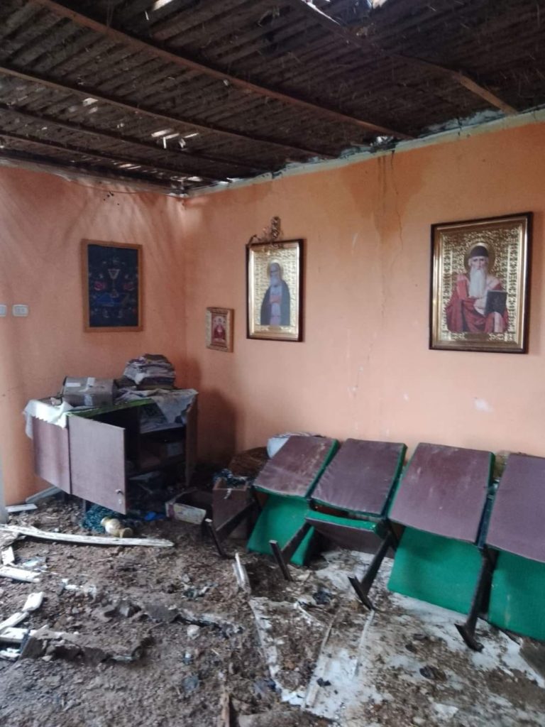 Ще один зруйнований окупантами храм на Миколаївщині: так зараз виглядає церква в Благодатному (ФОТО) 9