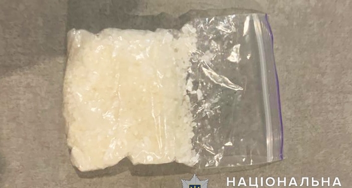 Поліцейські Миколаєва вилучили у місцевої жительки більше 100 грамів «Альфа-PVP» (ФОТО)