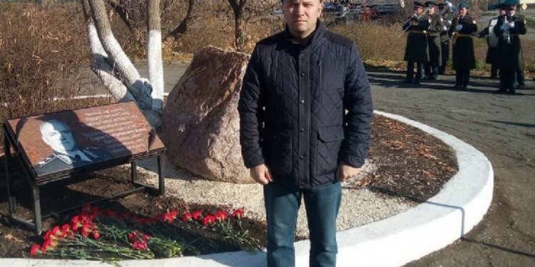 Мобілізація як помста. В рф забрали на війну депутата, який виграв вибори у воєнкома