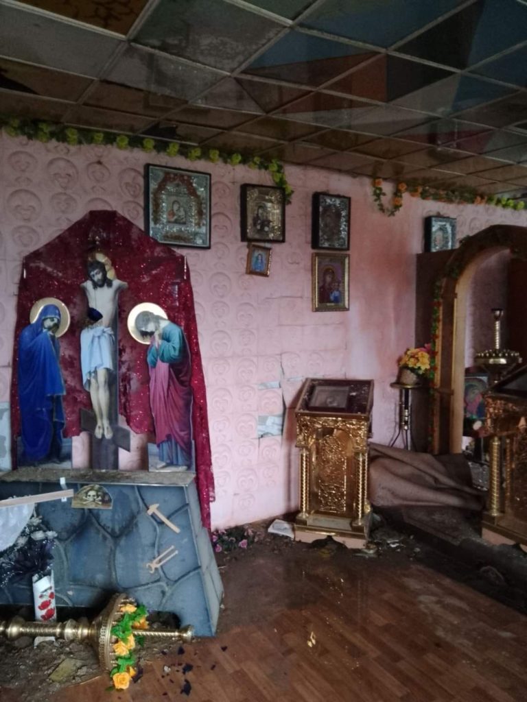 Ще один зруйнований окупантами храм на Миколаївщині: так зараз виглядає церква в Благодатному (ФОТО) 13