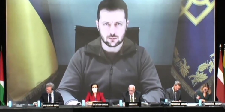 “Росіяни хочуть позбавити українців води та тепла, це рівнозначно застосуванню зброї масового ураження”, – Зеленський звернувся до Парламентської асамблеї НАТО (ВІДЕО)