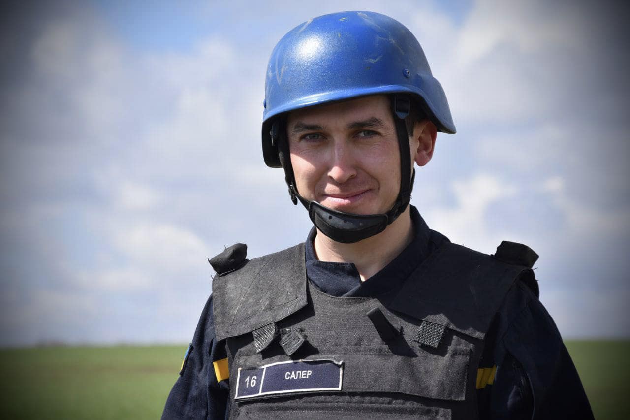 На Снігурівщині загинув піротехніх з Одеси – підірвався на міні