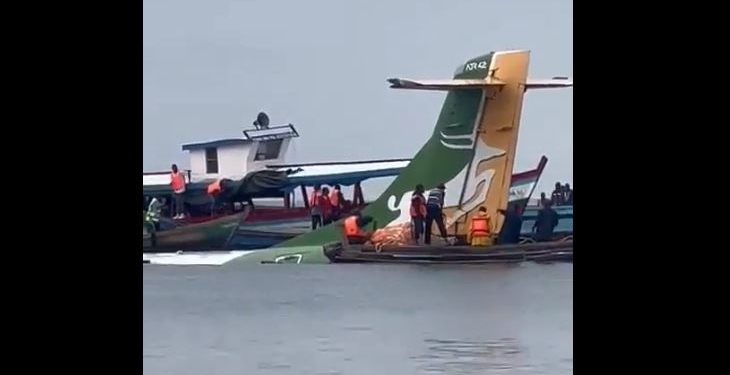 Авіакатастрофа в Танзанії – 19 загиблих, 26 вдалося врятувати (ВІДЕО)