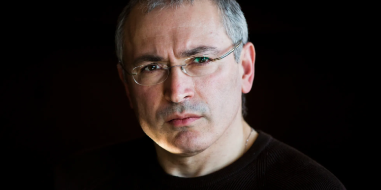 Маніфест Ходорковського. Як він бачить постпутінську Росію, що нам про це треба знати