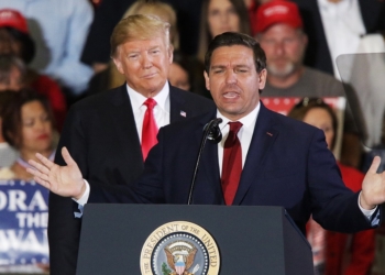 Республіканець ДеСантіс, якого боїться Трамп. Хто він і що говорив про Україну