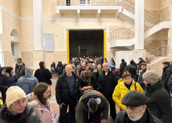 Перший евакуаційний потяг з Херсона поїхав у Хмельницький