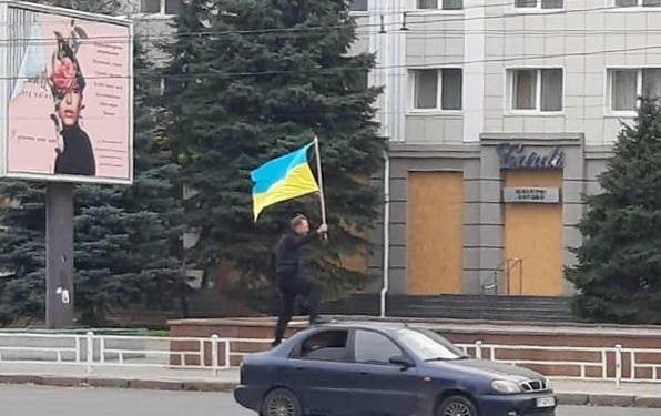 В Херсоні сьогодні відбулась урочиста хода на честь звільнення (ВІДЕО)