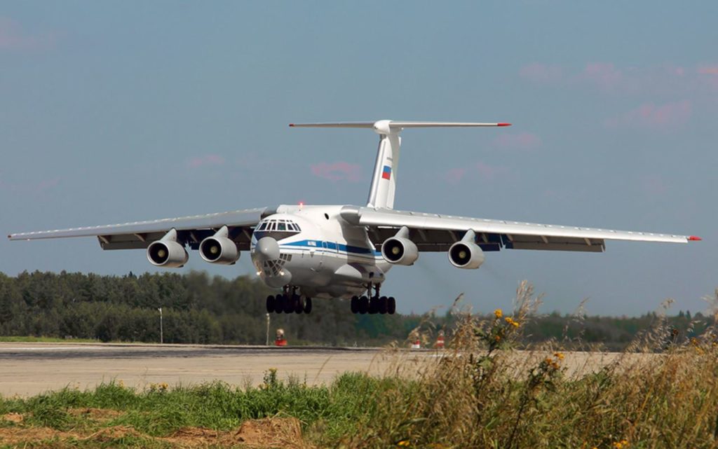 На білоруський аеродром в Мачулищах сіли 4 військово-транспорті літаки рф 1