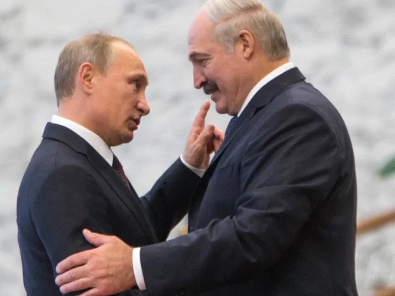 Здається, Лукашенко не брехав, що у нього грип…
