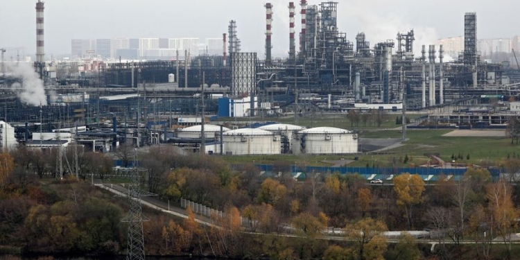 Країни G-7 обмежать ціни на російську нафту на рівні $60-70 за барель 