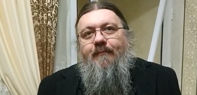 Секретар Чернівецько-Буковинської єпархії, якого заскочили з неповнолітнім в ліжку, жаліється на віроломство СБУ (ВІДЕО)