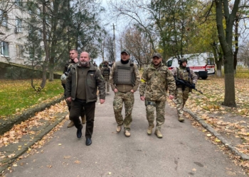 Кім відвідав звільнені території і пообіцяв повідомити про терміни відновлення водопостачання Миколаєва (ФОТО, ВІДЕО)