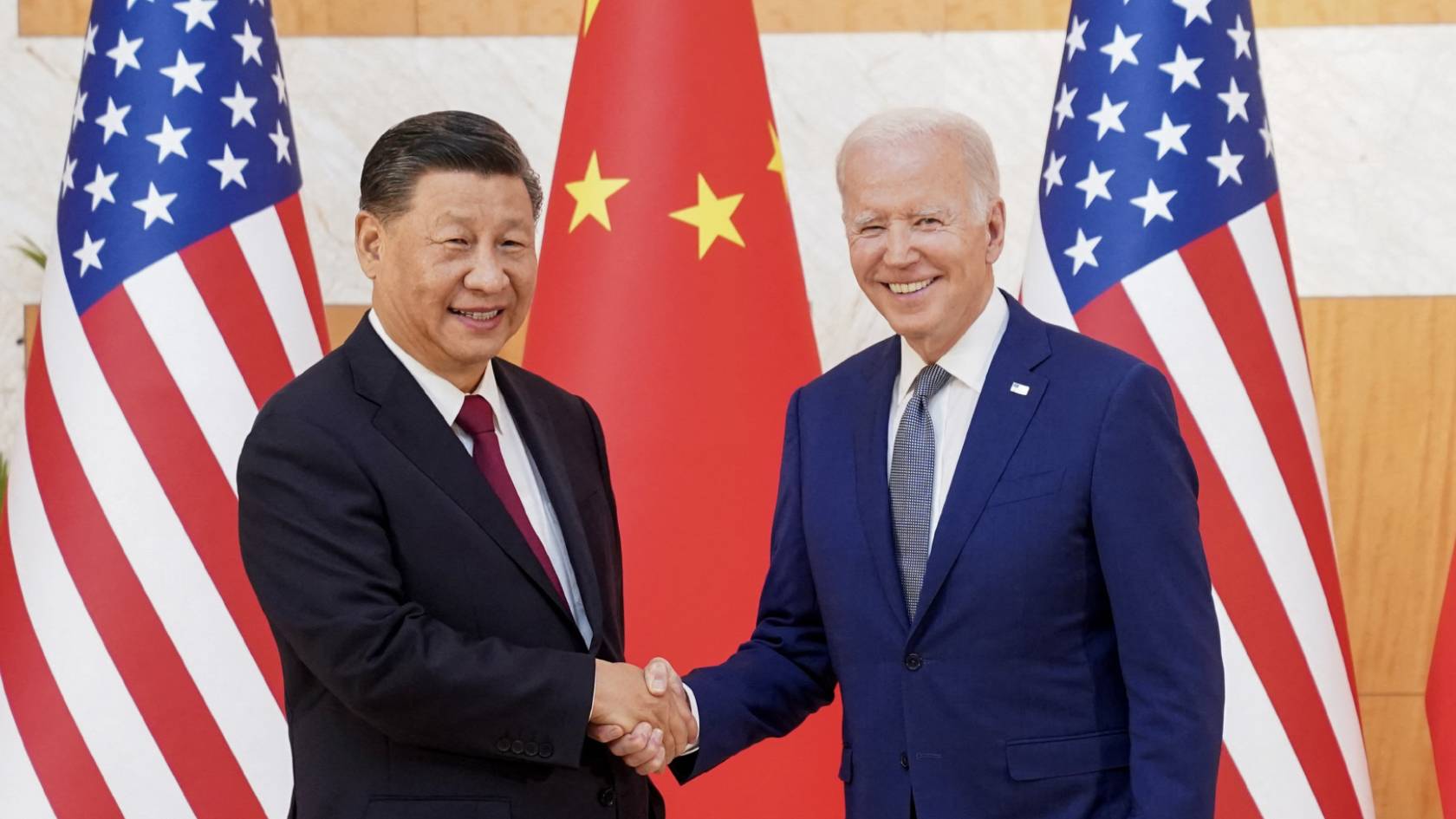 Говорили про “мир у всьому світі” – Байдена і Сі Цзіньпін зустрілись на Балі (ВІДЕО)