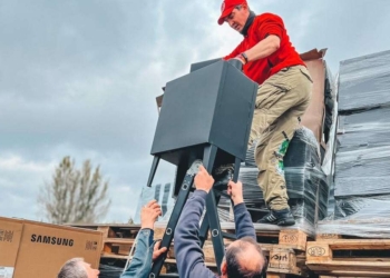 На Миколаївщині почали роздачу понад 5000 мобільних металевих булер’янів та “буржуйок” (ФОТО)