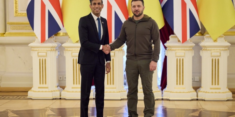 “Дуже вдячні й розраховуємо на вас», – Зеленський провів першу зустріч з прем’єром Британії (ФОТО, ВІДЕО)