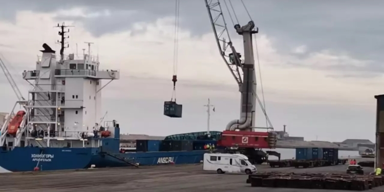 Незважаючи на війну, Франція продовжила закуповувати російський уран та відправляти до росії ядерні відходи