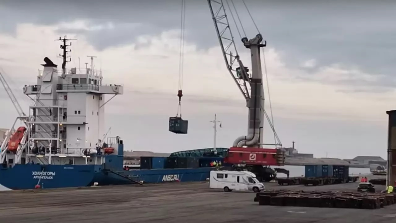 Незважаючи на війну, Франція продовжила закуповувати російський уран та відправляти до росії ядерні відходи