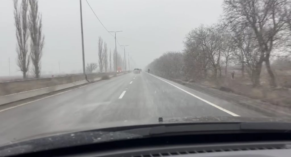 Миколаївщину накриває мокрий сніг. Будьте уважні на дорогах (ВІДЕО) 1