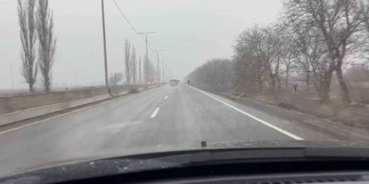 Миколаївщину накриває мокрий сніг. Будьте уважні на дорогах (ВІДЕО)