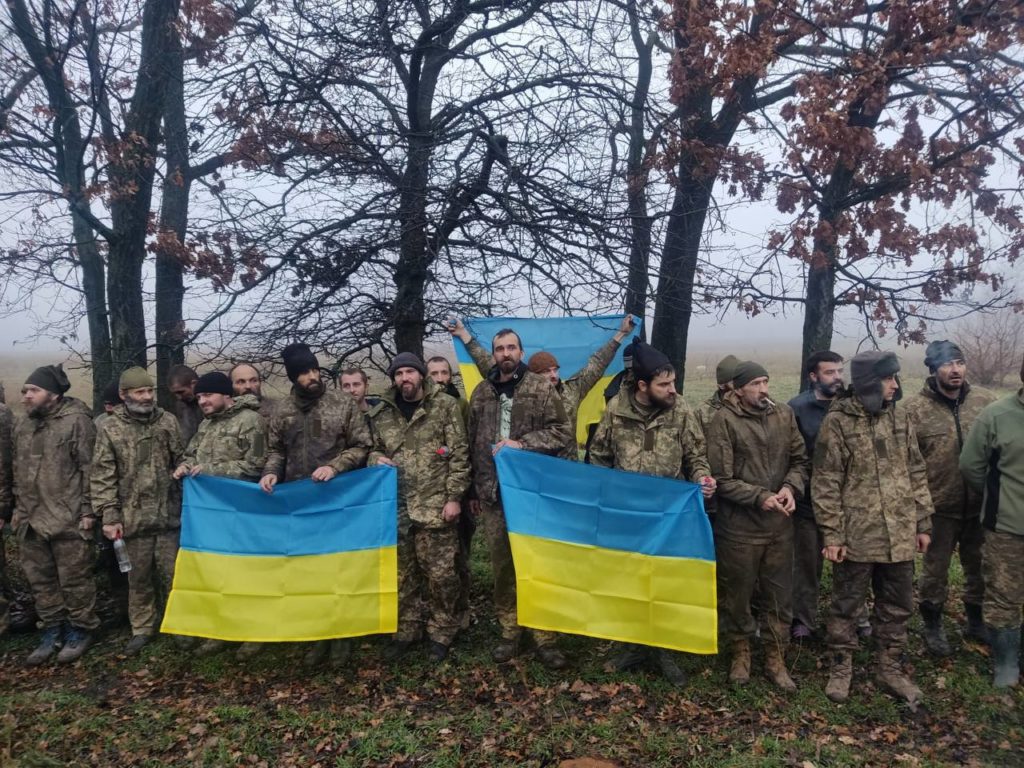 З російського полону сьогодні звільнили 64 українських воїна та волонтера з США (ФОТО) 1