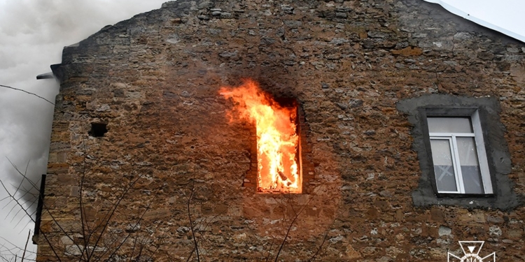 Пожежі на Миколаївщині за минулу добу: одна людина загинула, двох вдалося врятувати (ФОТО)