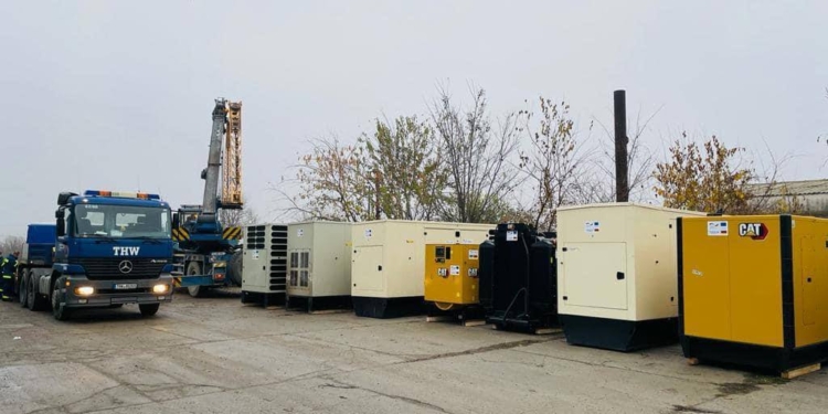 Німеччина передала Миколаєву 4 генератори (ФОТО)