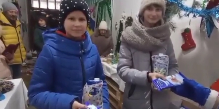 В Воскресенській громаді Миколаївщини нагородили учасників конкурсу дитячих поробок «Зустрічаєм Святого Миколая» (ВІДЕО)