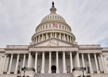 Сенат США схвалив урядовий бюджет на 2023, що включає $45 млрд допомоги Україні