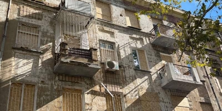 Минулого тижня в Миколаєві ремонтували покрівлі в 3 багатоповерхівках та 3 навчальних закладах