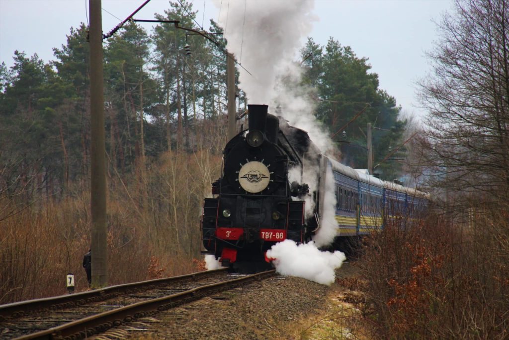 У Львові до свят також запускають казковий ретро-поїзд (ФОТО) 2