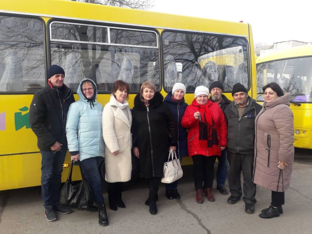 Ще шість громад Миколаївщини отримали шкільні автобуси (ФОТО) 1