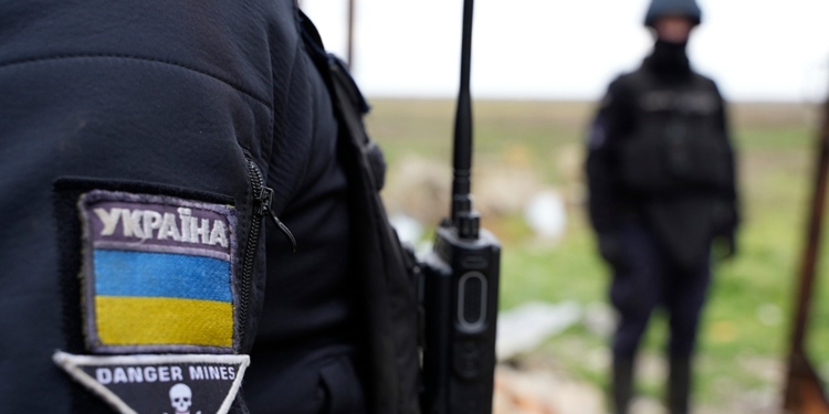 На Миколаївщині продовжується розміновування: працюють миколаївські, київські, черкаські, кіровоградські піротехніки (ФОТО, ВІДЕО)