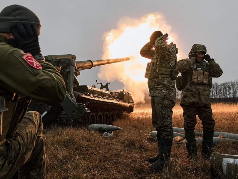 Майже 100 000 осіб та вже понад 3000 танків втратила росія в Україні на сьогодні