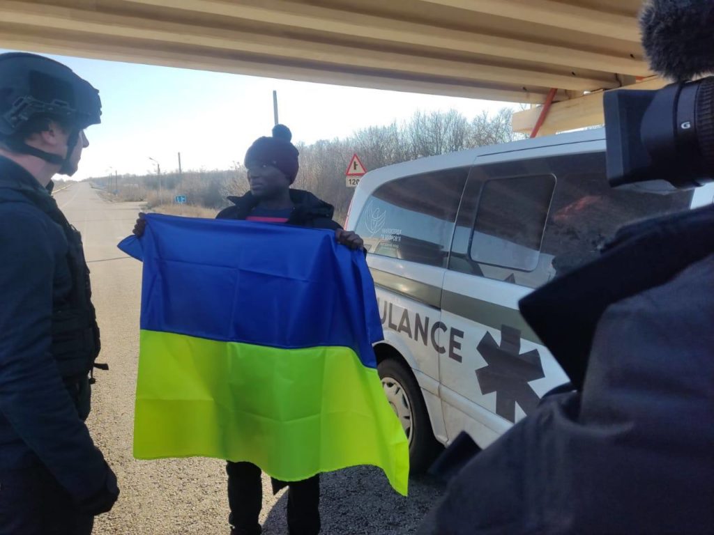 З російського полону сьогодні звільнили 64 українських воїна та волонтера з США (ФОТО) 3