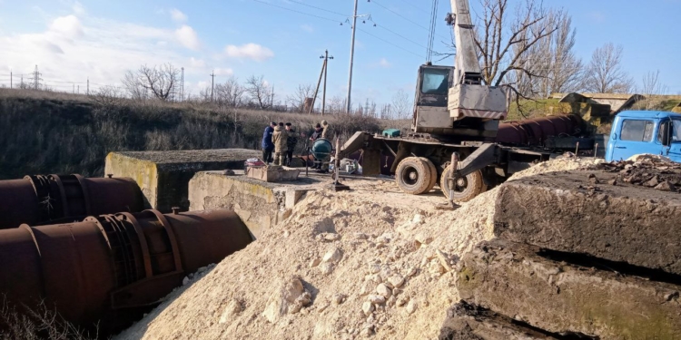 Як в звільненій Снігурівській громаді на Миколаївщині облаштовують мостові переходи (ФОТО)