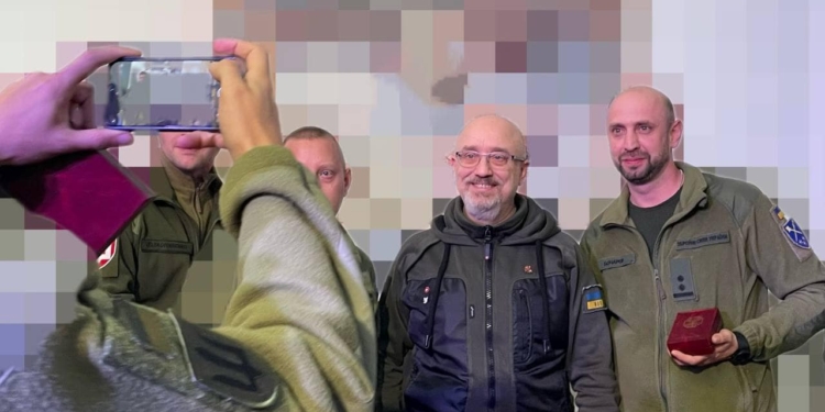 В Миколаєві міністр оборони Резніков нагородив військових і волонтерів (ФОТО)