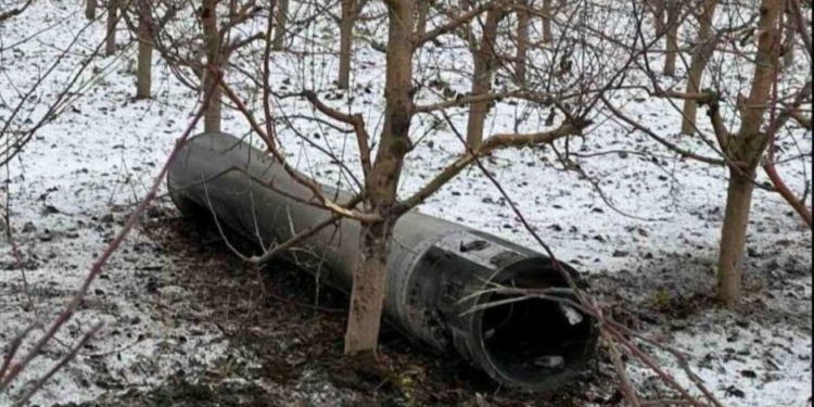 В Молдові під час ракетного обстрілу України впала ракета (ФОТО)