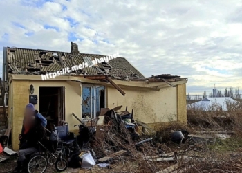 Росіяни знов обстріляли Очаків. Наслідки обстрілу показав головний поліцейський Миколаївщини (ФОТО)