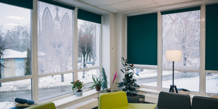 Витинанки миколаївської мисткині Олени Маркитан експонуються в Латвії (ФОТО)