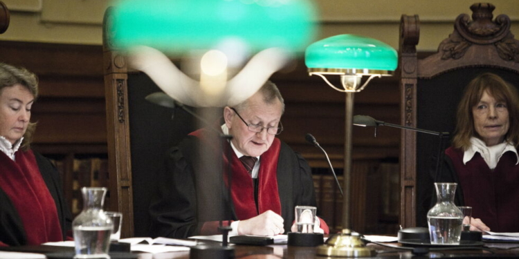 Суддя в Норвегії заявив, що його отруїла дружина-українка – за те, що підтримав війну і путіна