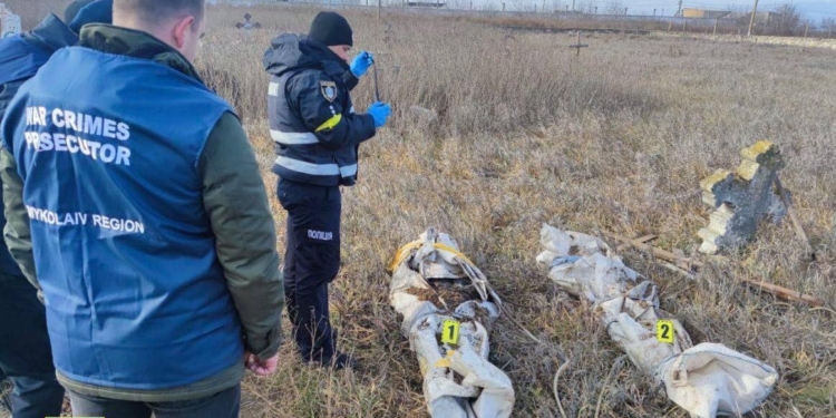 На звільненій від окупантів частині Миколаевщини виявили трупи закатованих місцевих жителів (ФОТО)